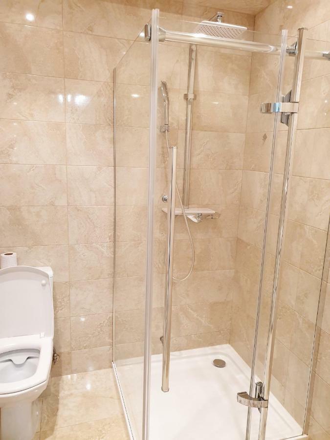 Center Apartment On Albisoara Street Chisinau Ngoại thất bức ảnh
